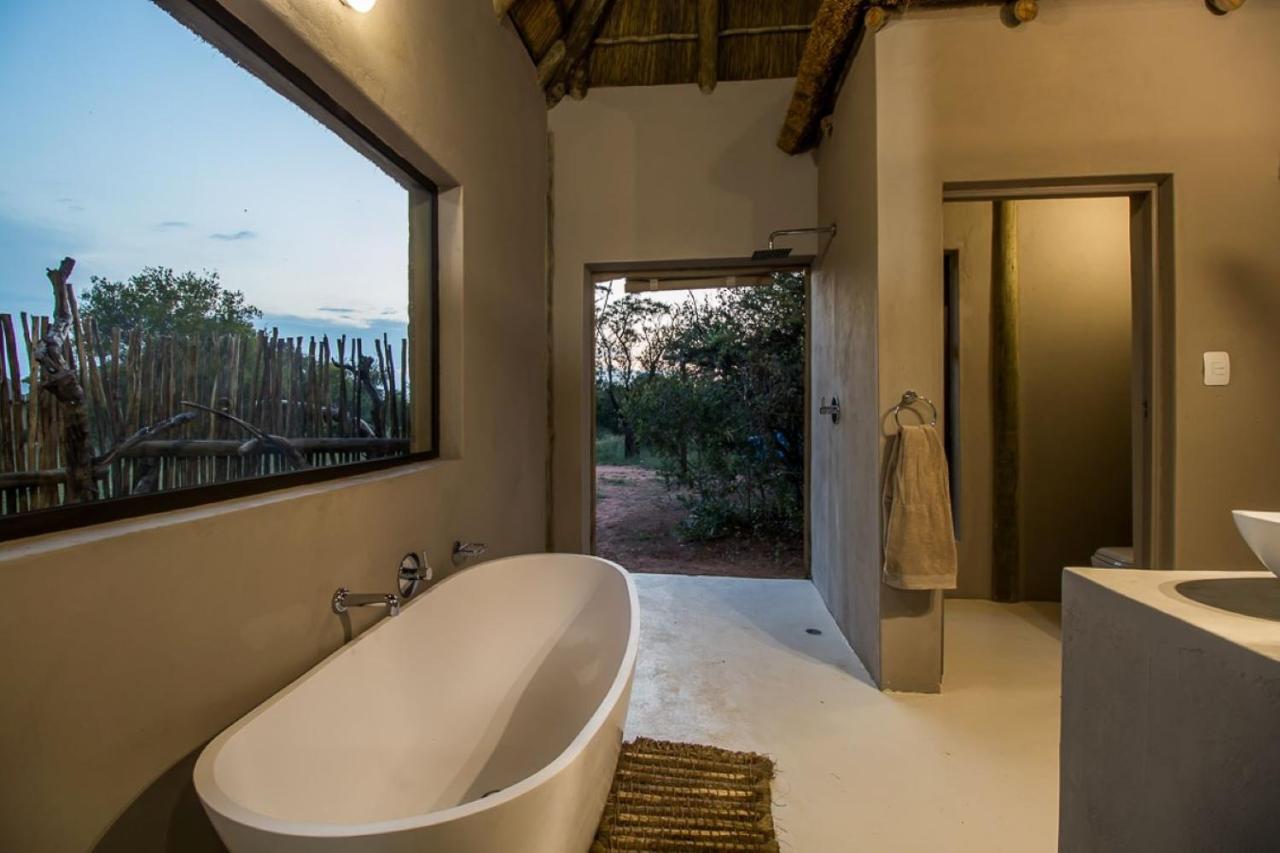 Lookout Safari Lodge *